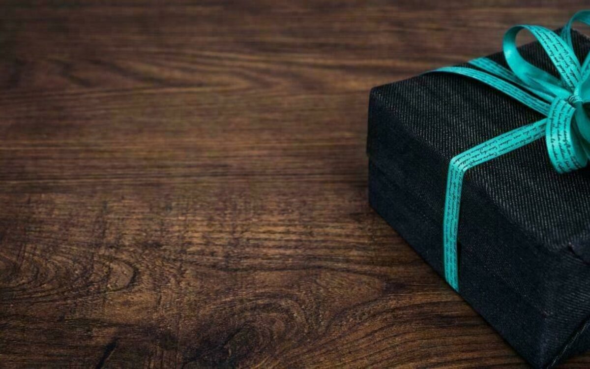 1610087929gift 1420830 1920 1610087929gift 1420830 1920